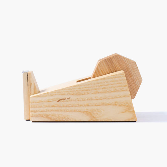 Tape dispenser