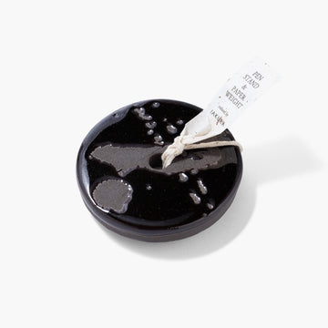 Pen stand & paperweight - Black gloss