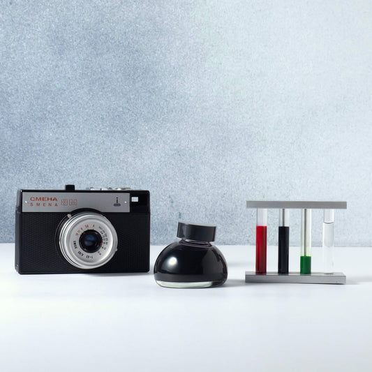 Colour specimen - 208