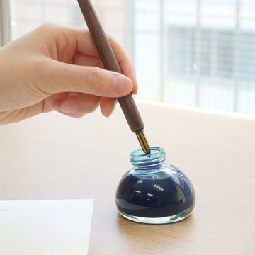 Nib holder - Walnut